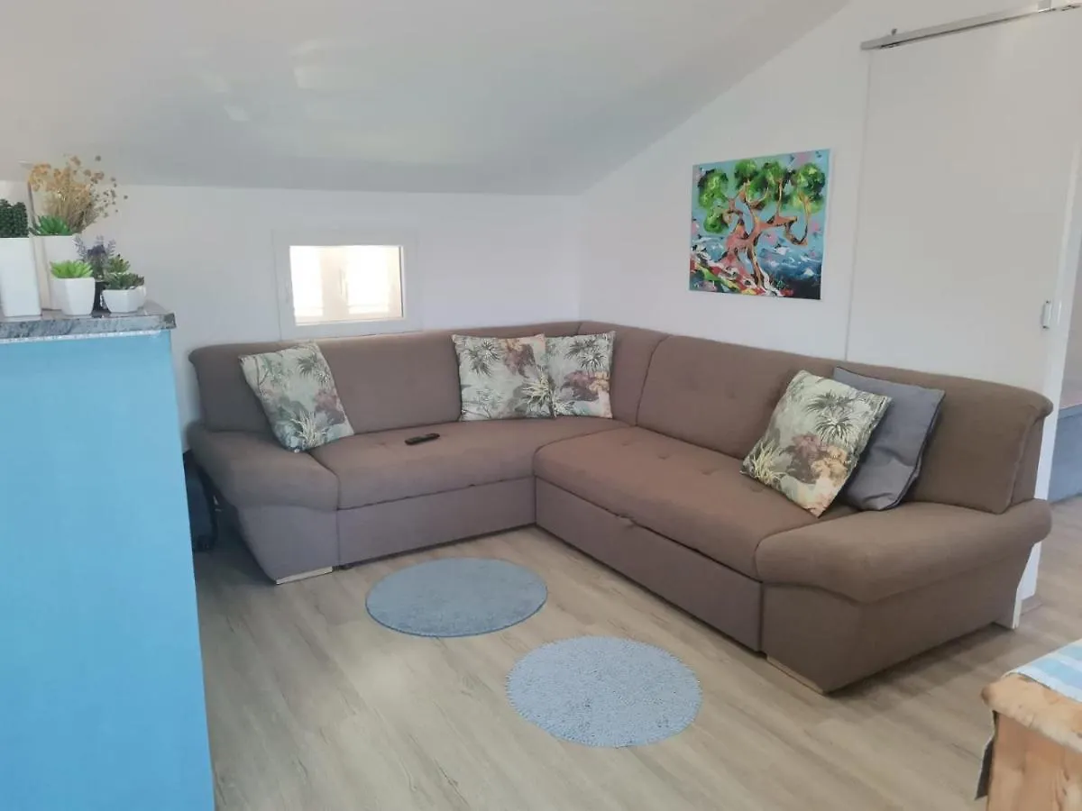 Blue View Apartments Τρογκίρ